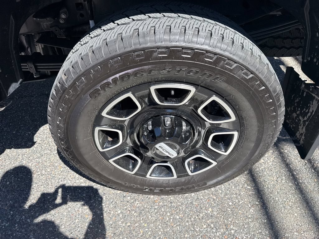 Used 2025 Ford F350 Platinum AWD/4WD image 37