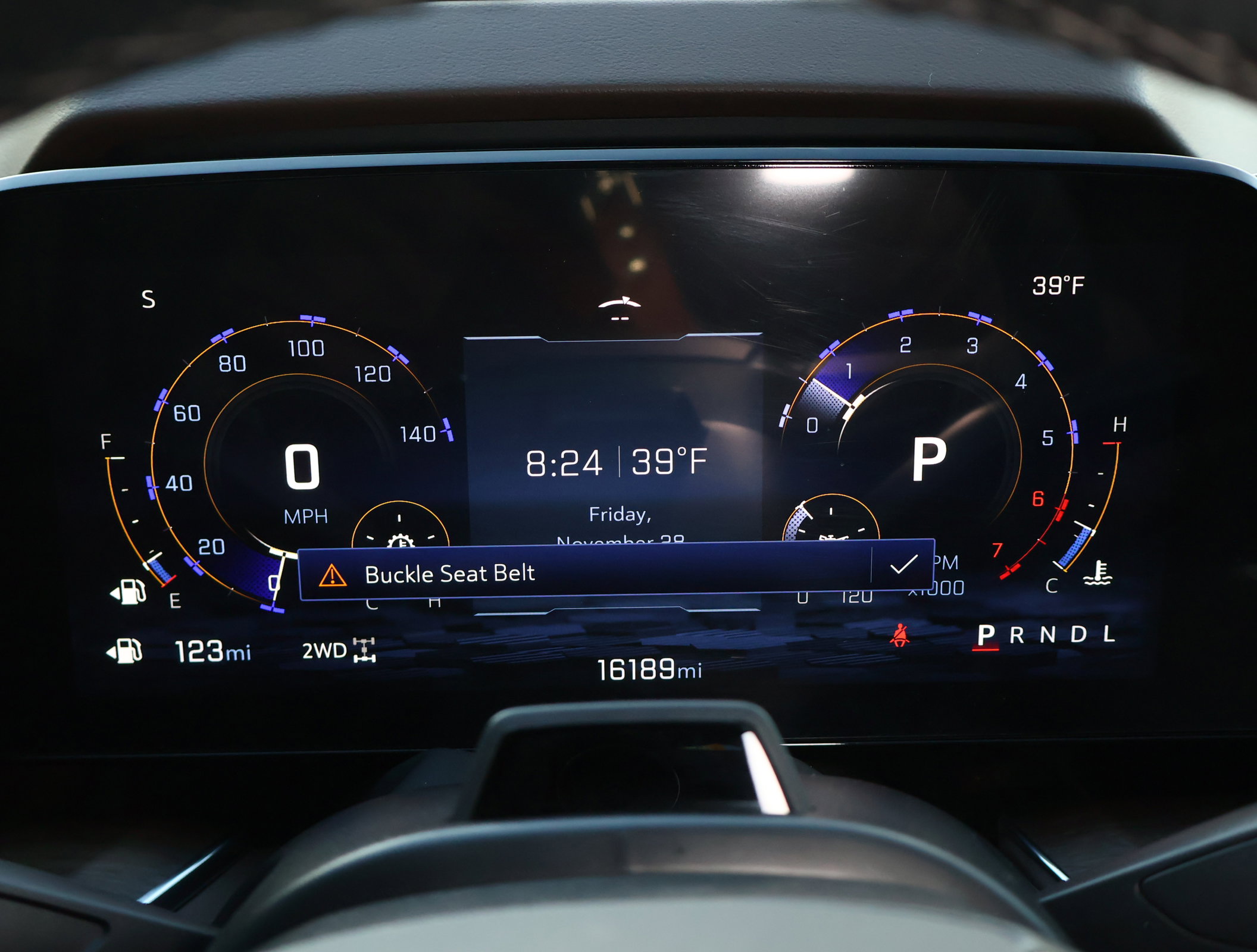 Certified 2025 Chevrolet Suburban High Country image 21