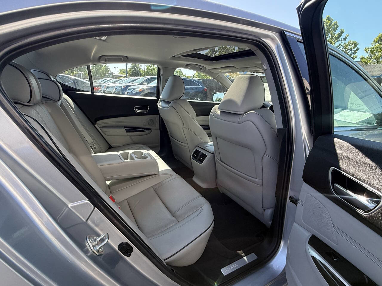 Used 2019 Acura TLX V6 w/ Technology Package FWD image 18