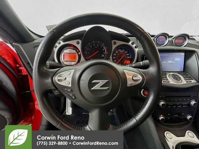 Used 2012 Nissan 370Z Touring RWD image 11