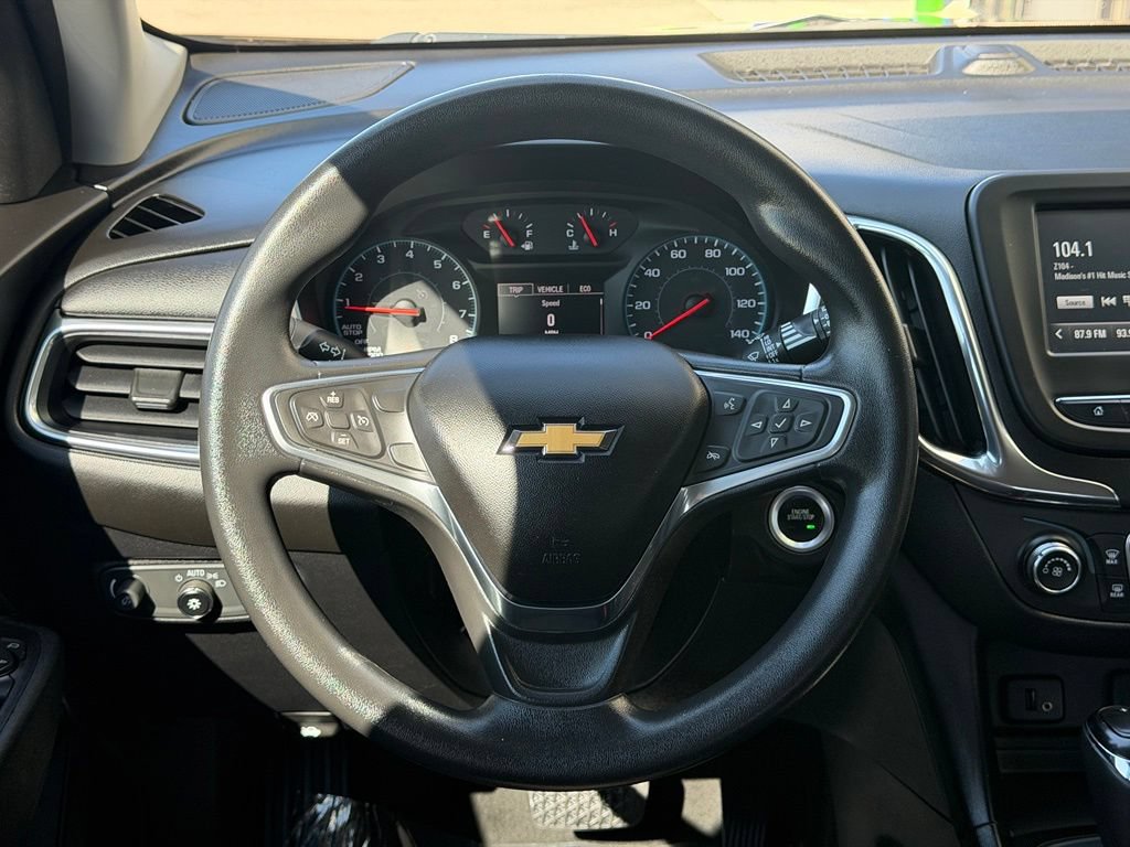 Used 2018 Chevrolet Equinox LT FWD image 17