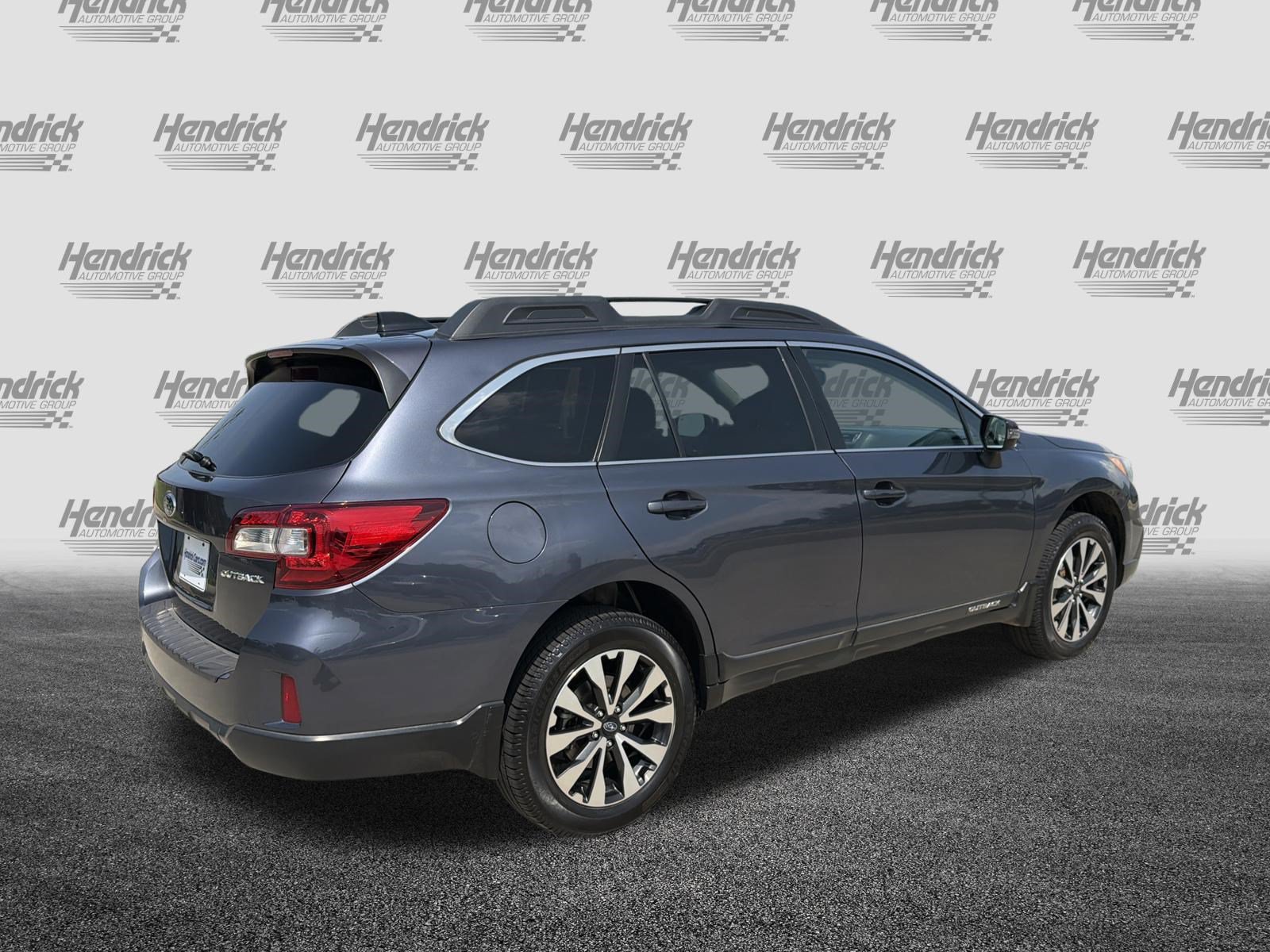 Used 2016 Subaru Outback 2.5i Limited AWD/4WD image 10