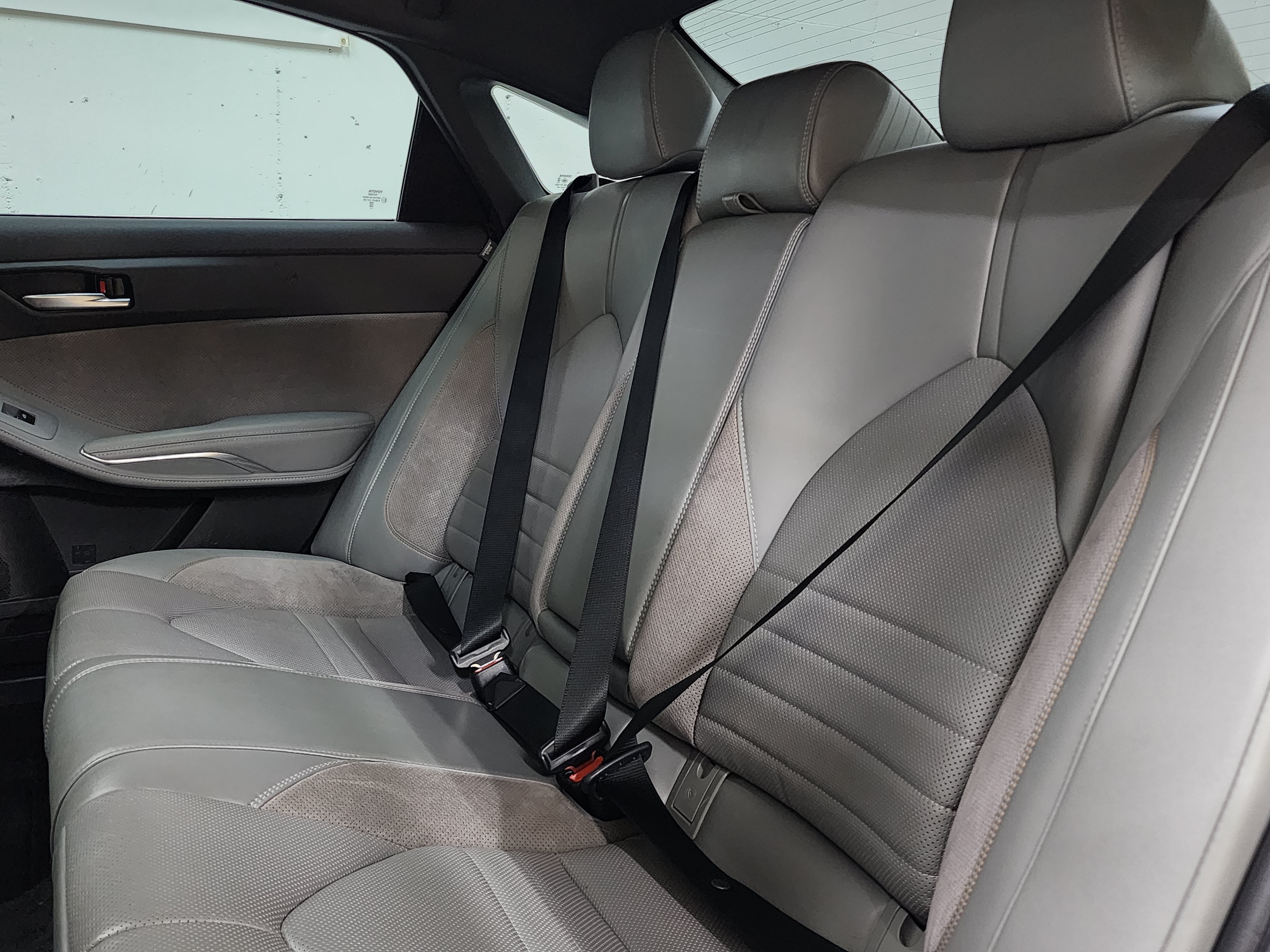 Used 2019 Toyota Avalon XSE w/ All Weather Liner Package FWD image 18