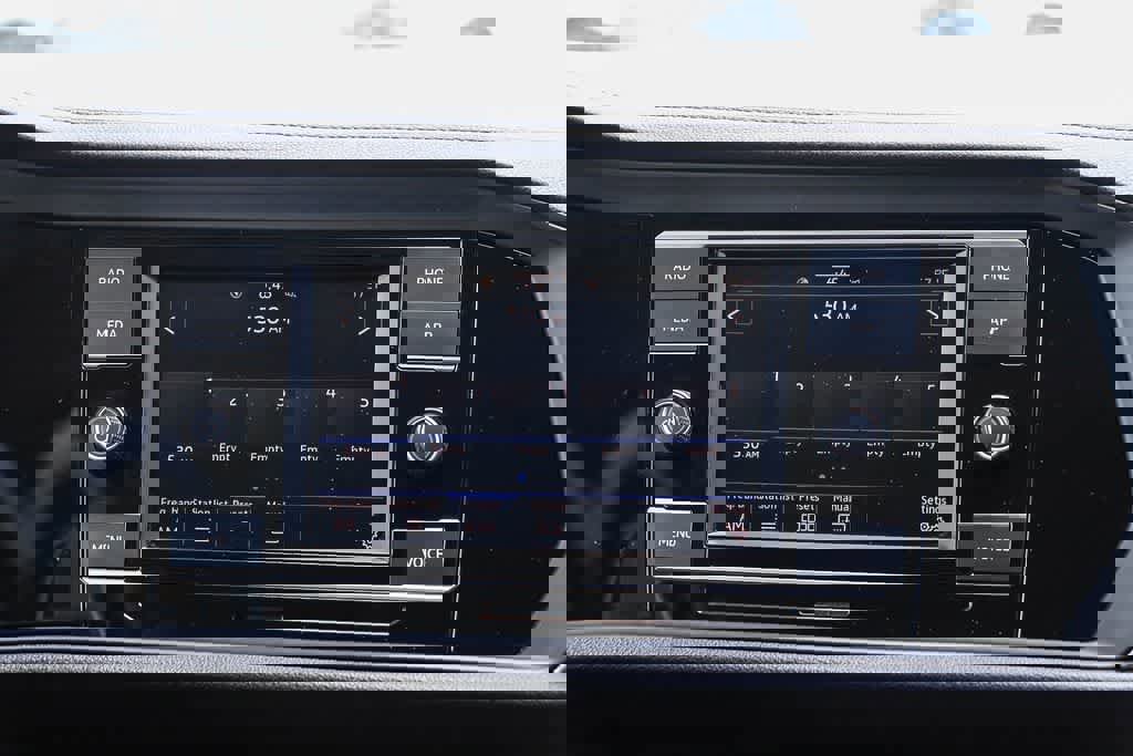 Used 2021 Volkswagen Jetta R-Line image 15