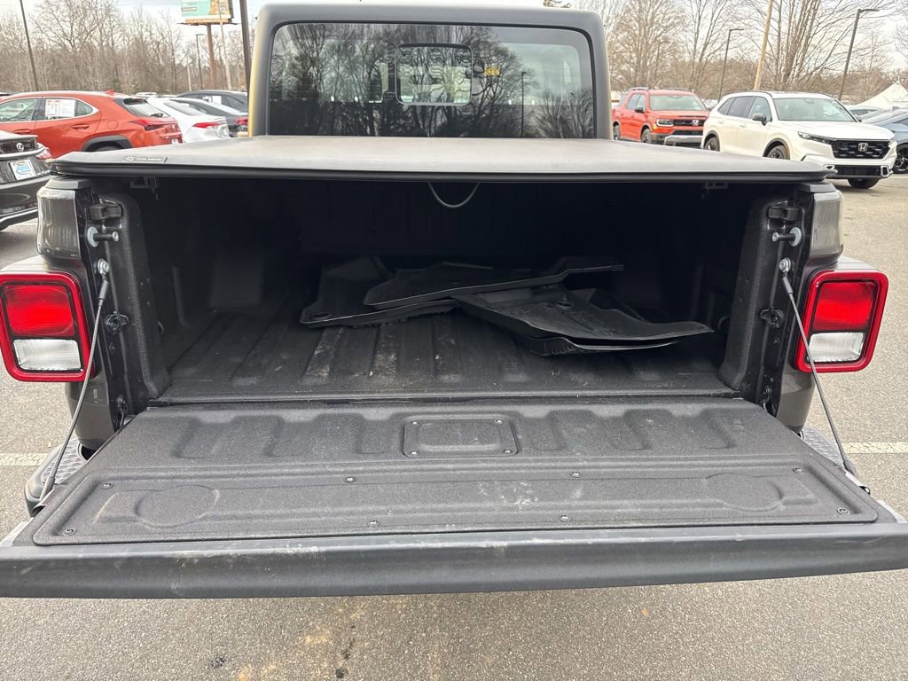Used 2024 Jeep Gladiator Sport image 5