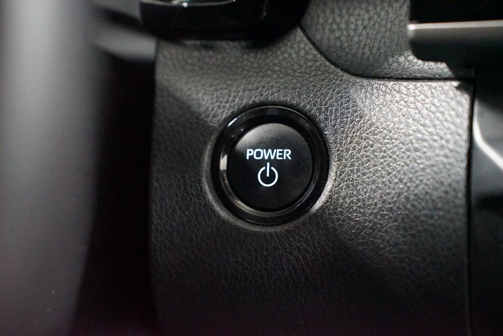 Certified 2025 Toyota Camry SE image 24