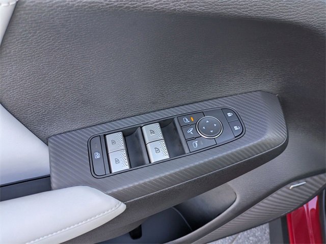 New 2025 Mitsubishi Outlander SE image 13