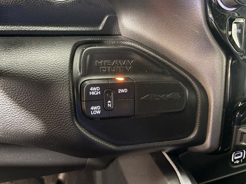 Used 2020 RAM 2500 Laramie w/ Night Edition AWD/4WD image 21