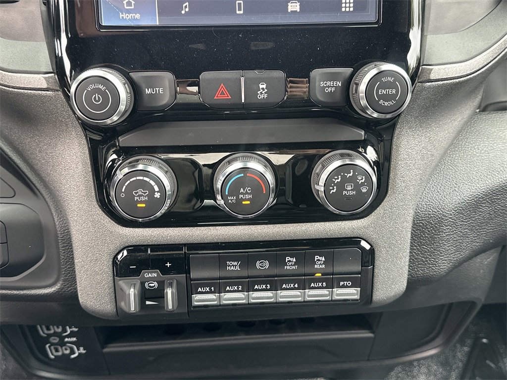 New 2026 RAM 5500 Tradesman image 18