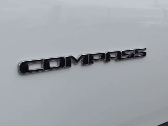 Used 2024 Jeep Compass Limited AWD/4WD image 13