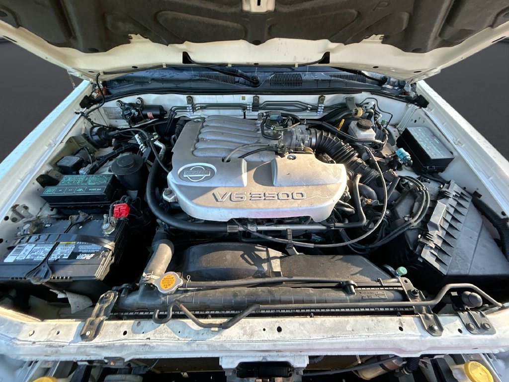 Used 2001 Nissan Pathfinder LE RWD image 30