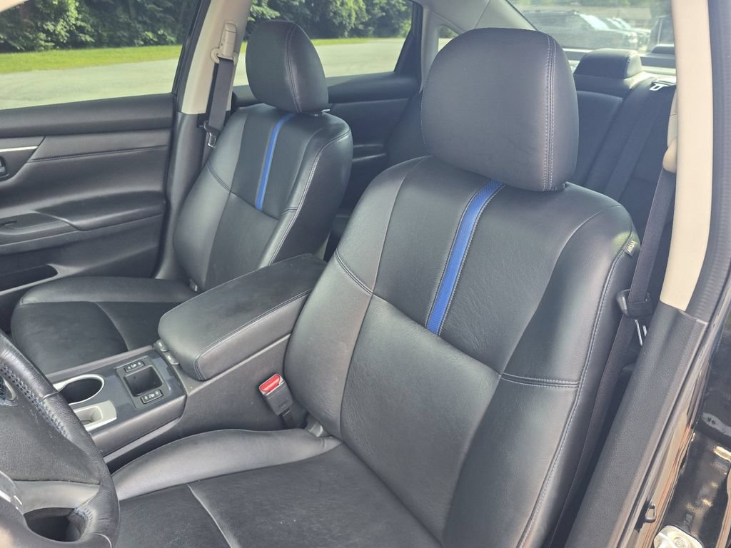 Used 2018 Nissan Altima 2.5 SR w/ SR Special Edition FWD image 12