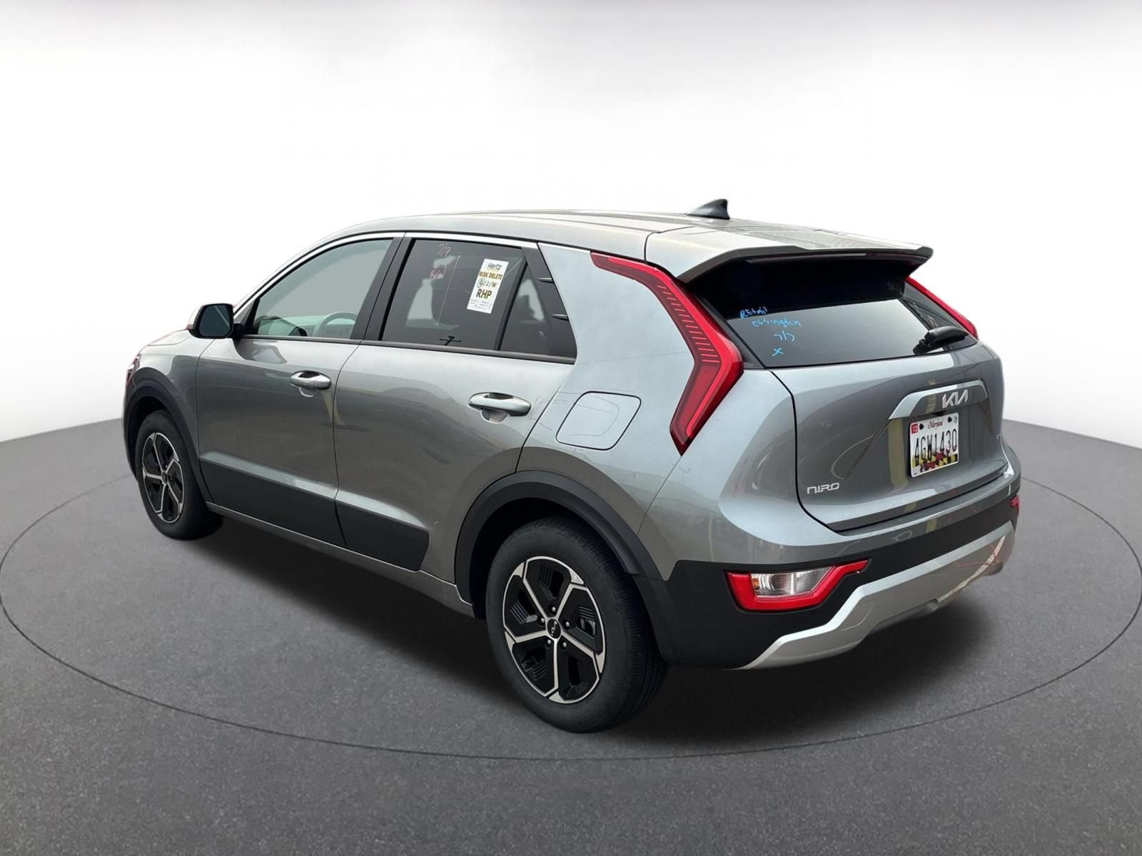 Used 2026 Kia Niro LX FWD image 7