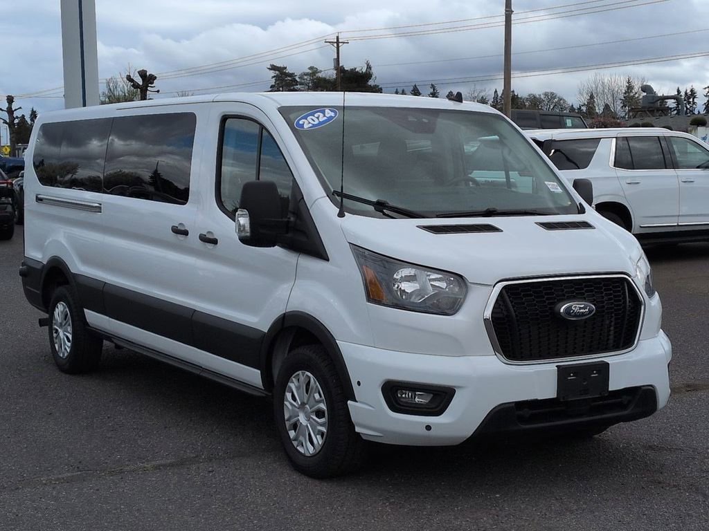Used 2024 Ford Transit 350 XLT image 7