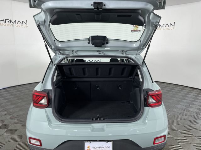 Used 2025 Hyundai Venue SEL FWD image 38