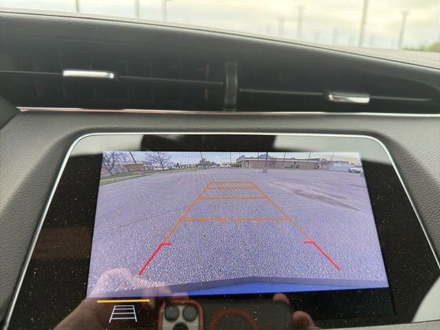 Used 2019 Cadillac XT4 Premium Luxury w/ Driver Assist Package image 17