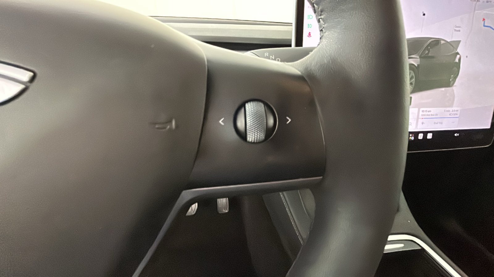 Used 2024 Tesla Model Y Long Range AWD/4WD image 16