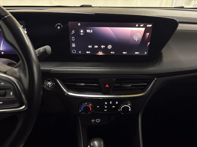 Used 2024 Buick Encore GX Preferred FWD image 31