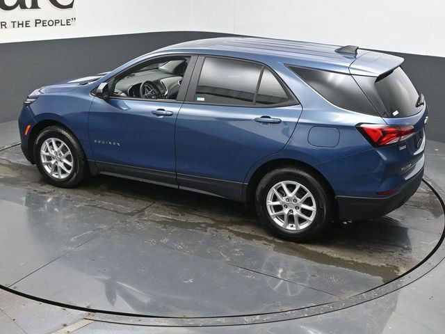 Used 2024 Chevrolet Equinox LS w/ LS Convenience Package image 41