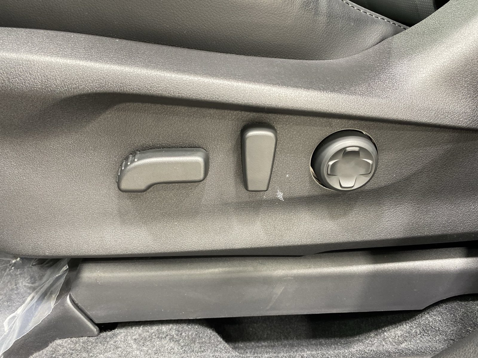 Certified 2026 Subaru Ascent Touring AWD/4WD image 12
