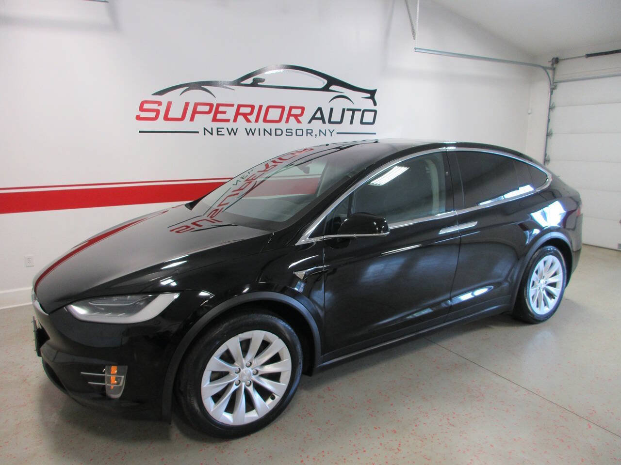 Used 2017 Tesla Model X 75D AWD/4WD image 2