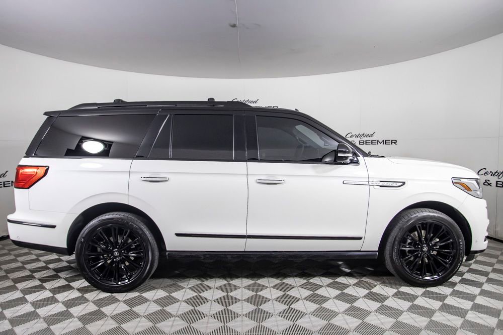 Used 2021 Lincoln Navigator Reserve AWD/4WD image 4
