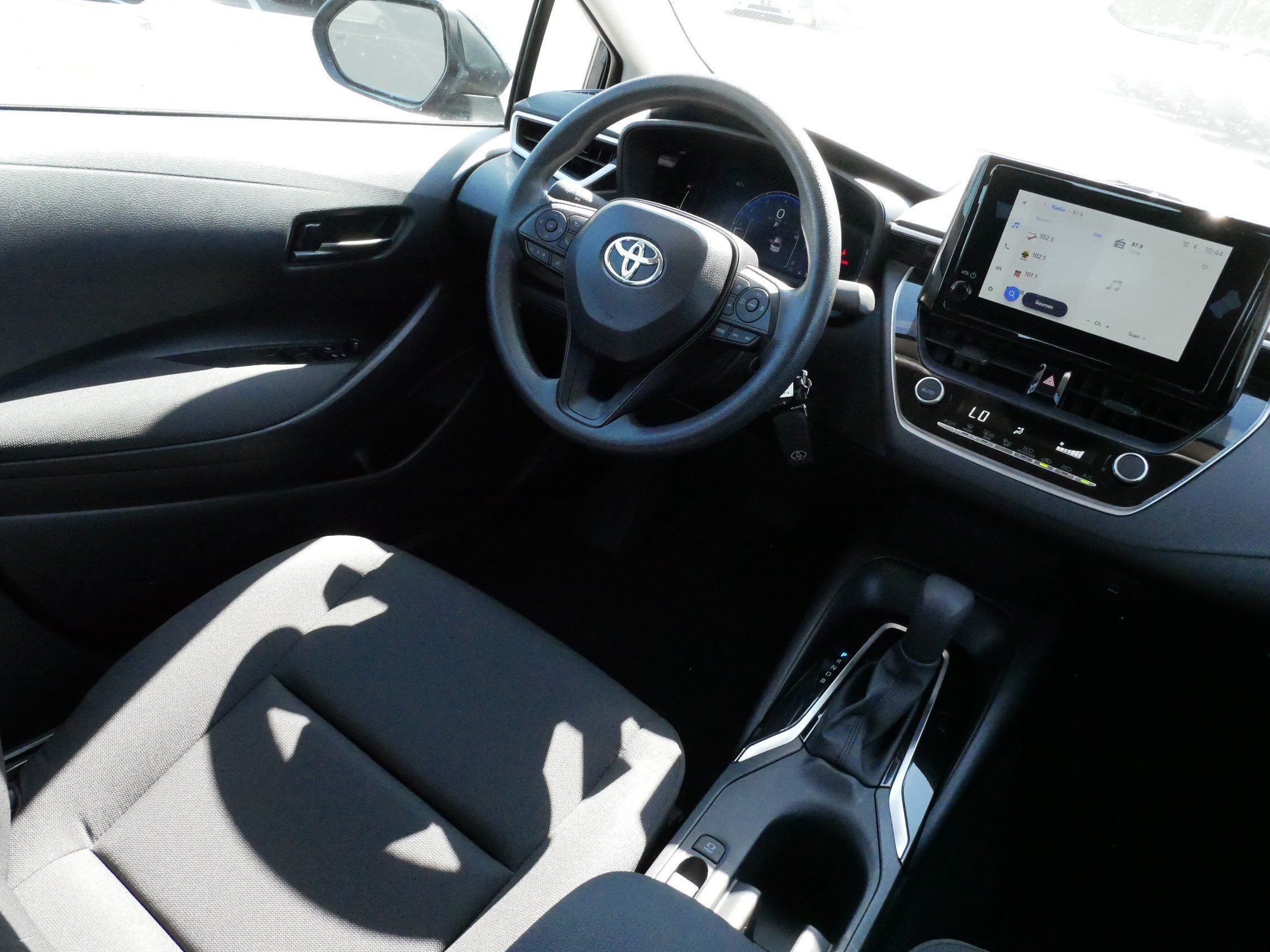 Certified 2026 Toyota Corolla LE FWD image 9