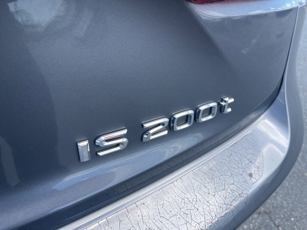 Used 2016 Lexus IS 200t RWD image 6