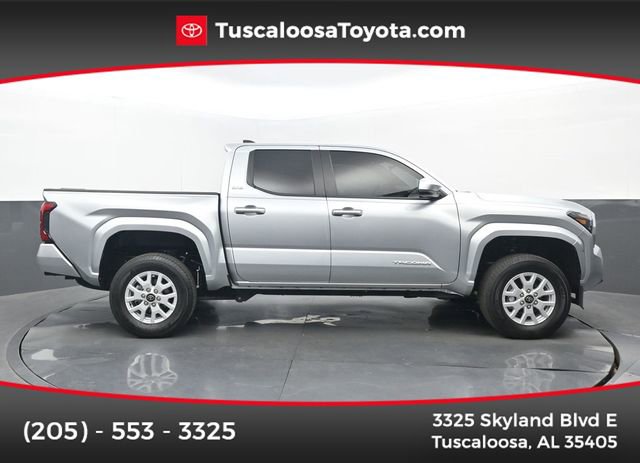Used 2025 Toyota Tacoma SR5 image 1