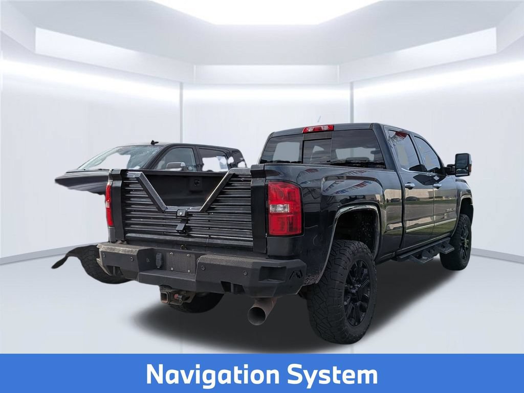 Used 2017 GMC Sierra 2500 Denali w/ Duramax Plus Package AWD/4WD image 3