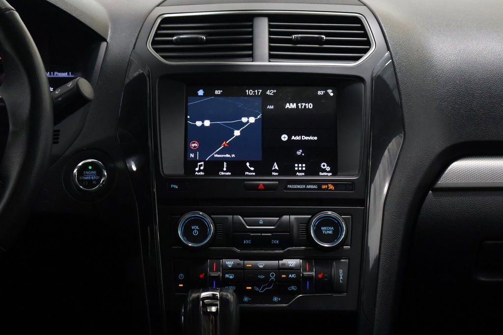 Used 2018 Ford Explorer XLT w/ Equipment Group 202A image 19