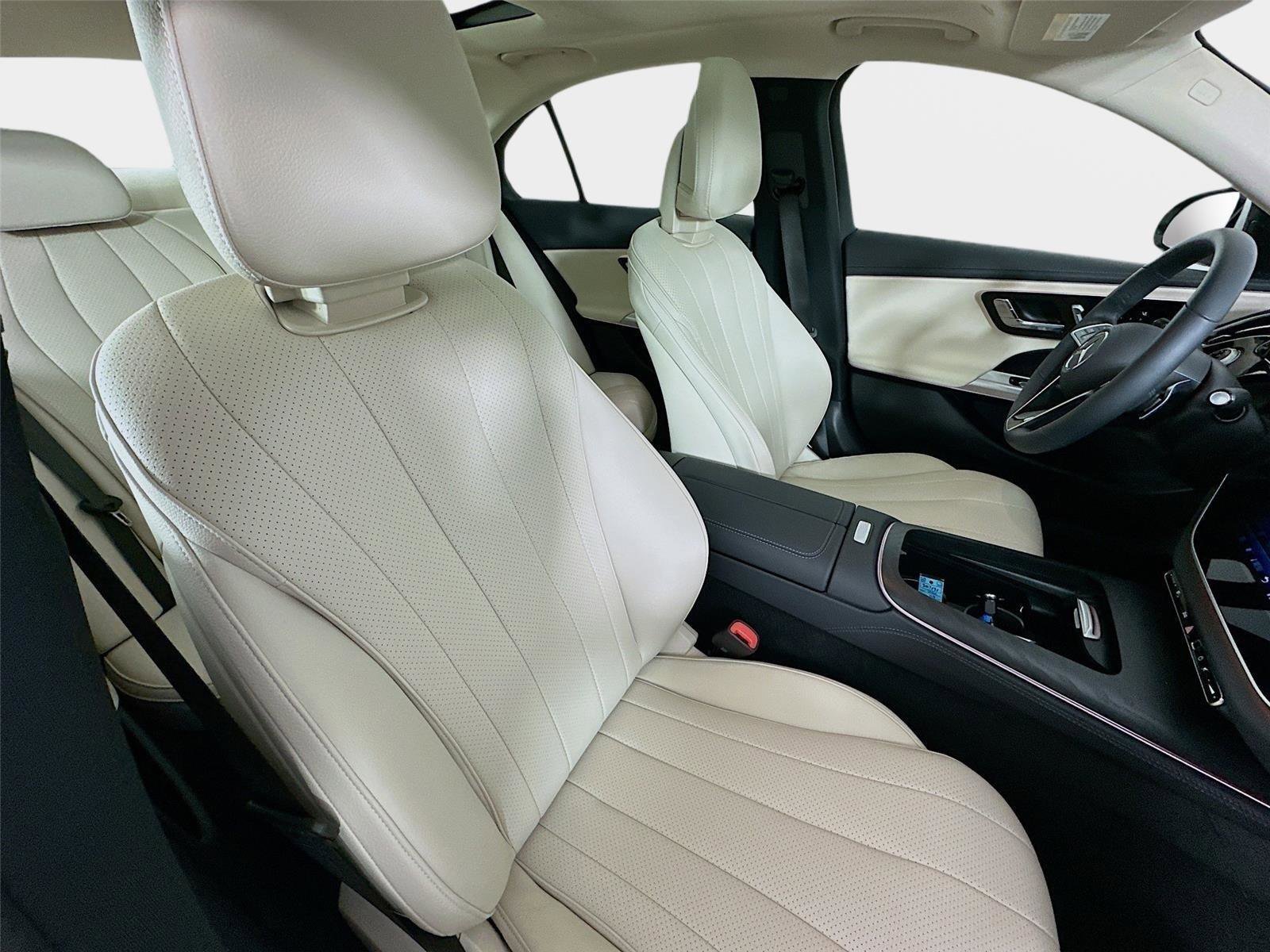 Certified 2026 Mercedes-Benz E 350 4MATIC Sedan image 36