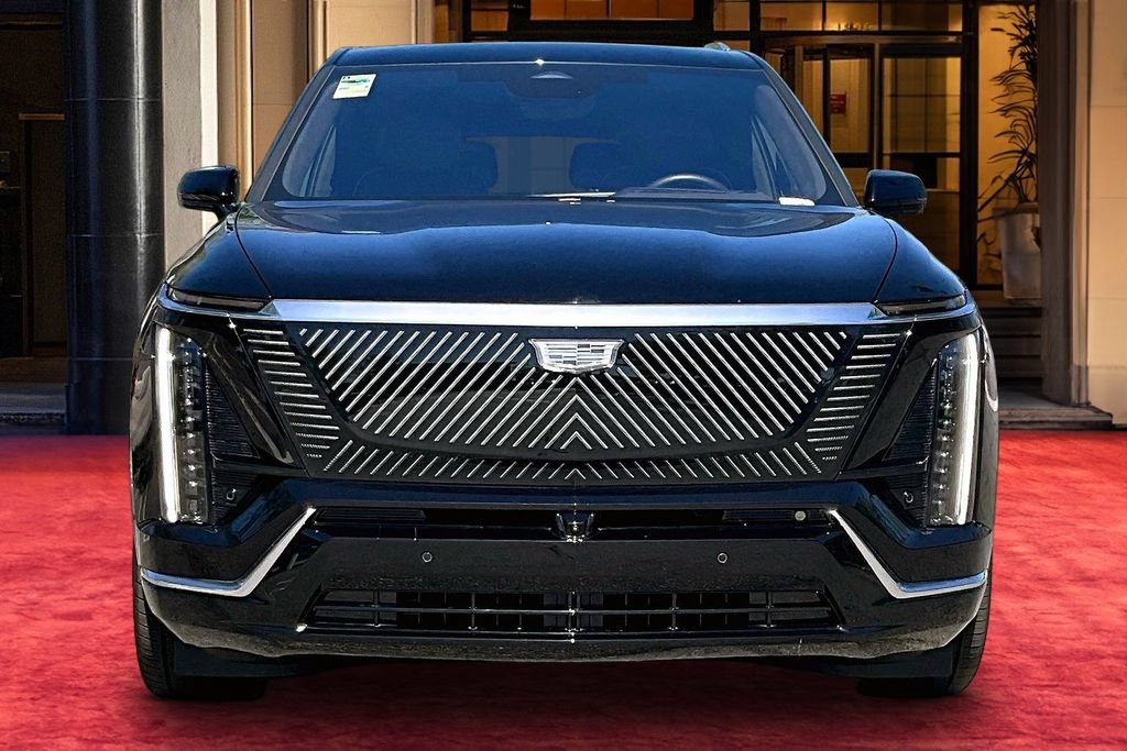 Used 2026 Cadillac Vistiq Premium Luxury AWD/4WD image 3