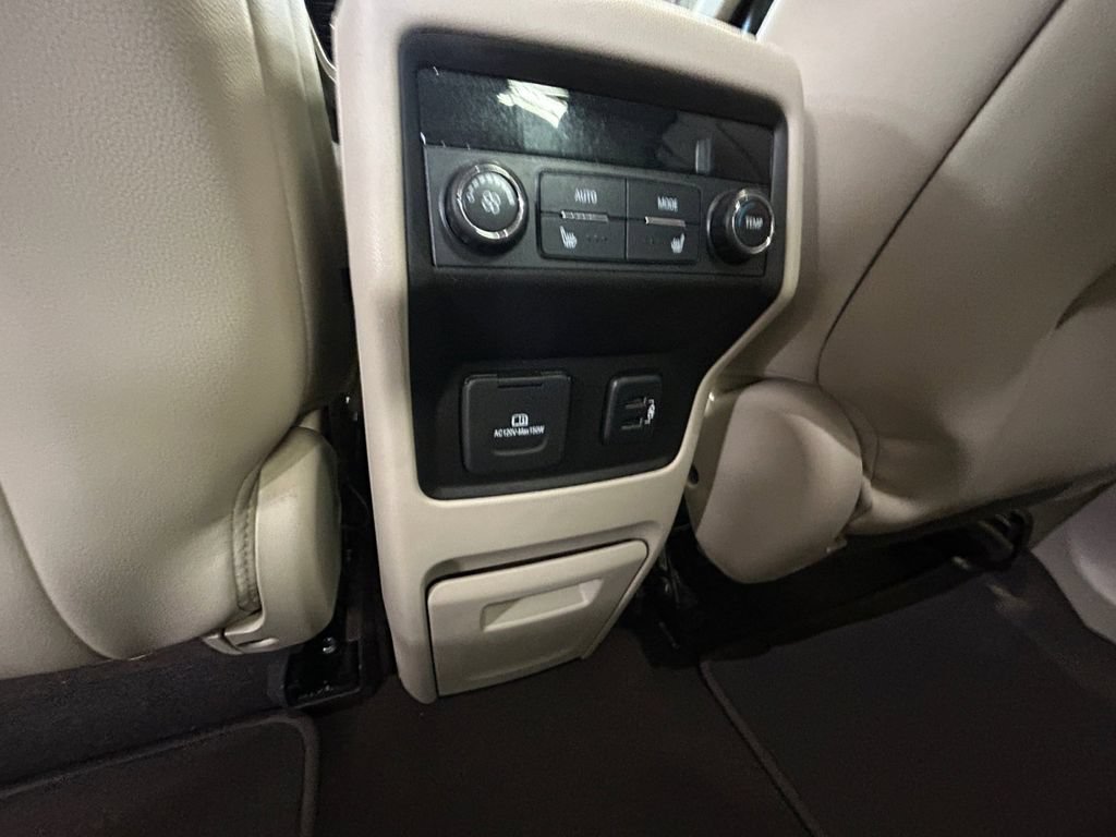 Used 2017 GMC Acadia Denali w/ Technology Package AWD/4WD image 25