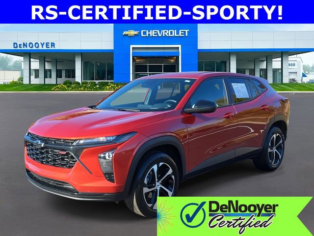 Used 2024 Chevrolet Trax RS image 1