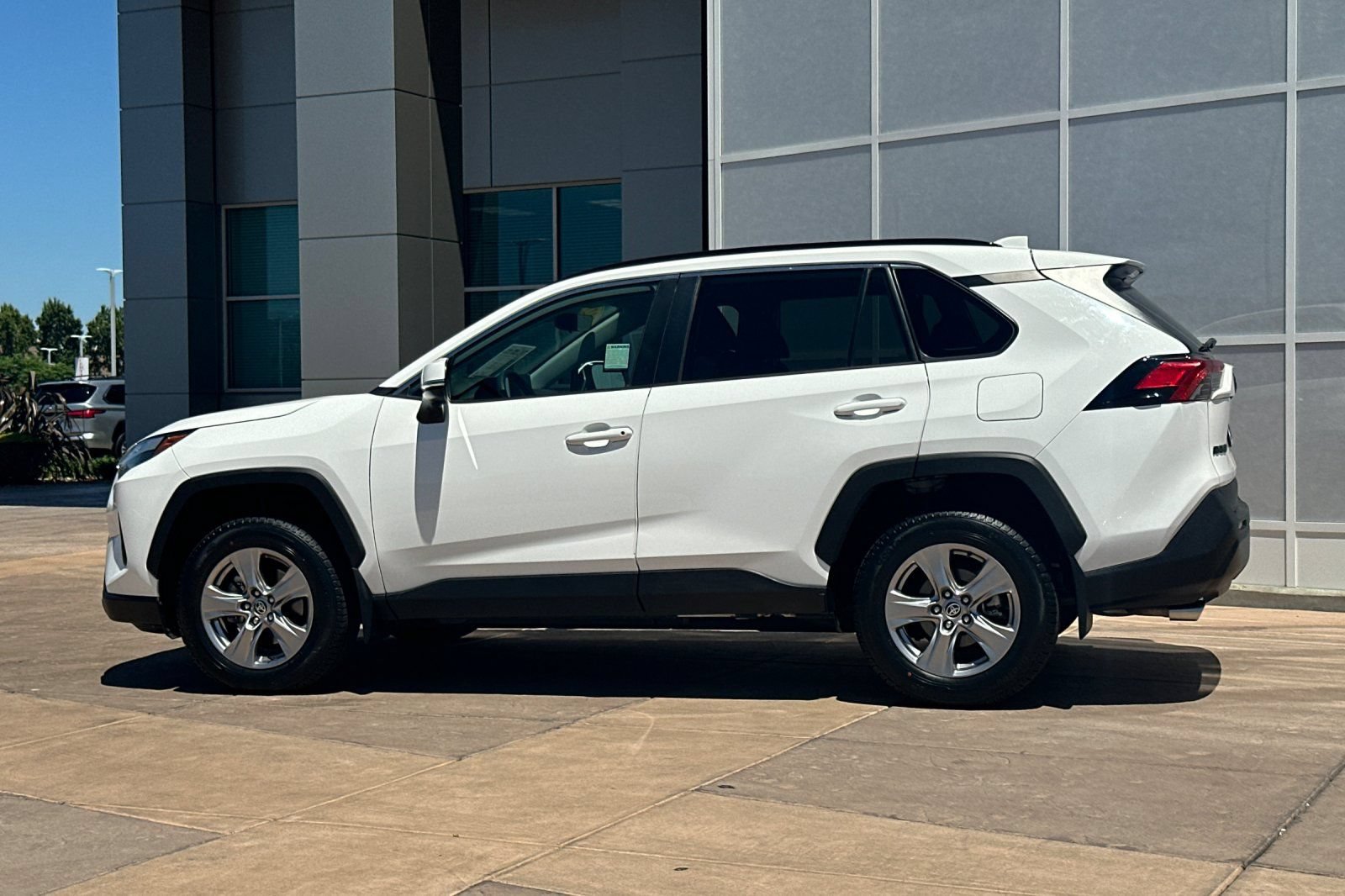 Certified 2023 Toyota RAV4 XLE AWD/4WD image 8