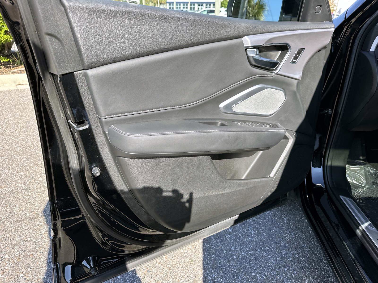 Used 2023 Acura RDX FWD w/ Technology Package image 14