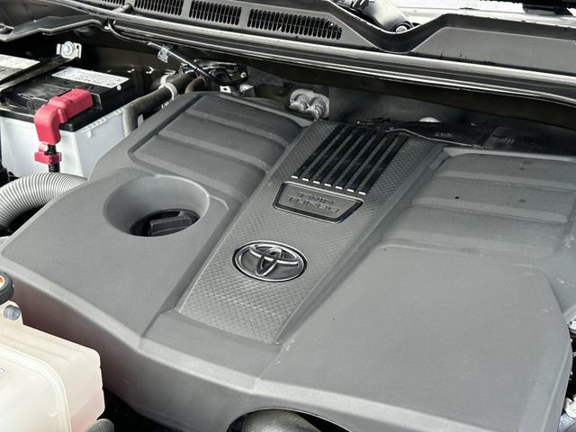 Used 2024 Toyota Tundra SR5 AWD/4WD image 31