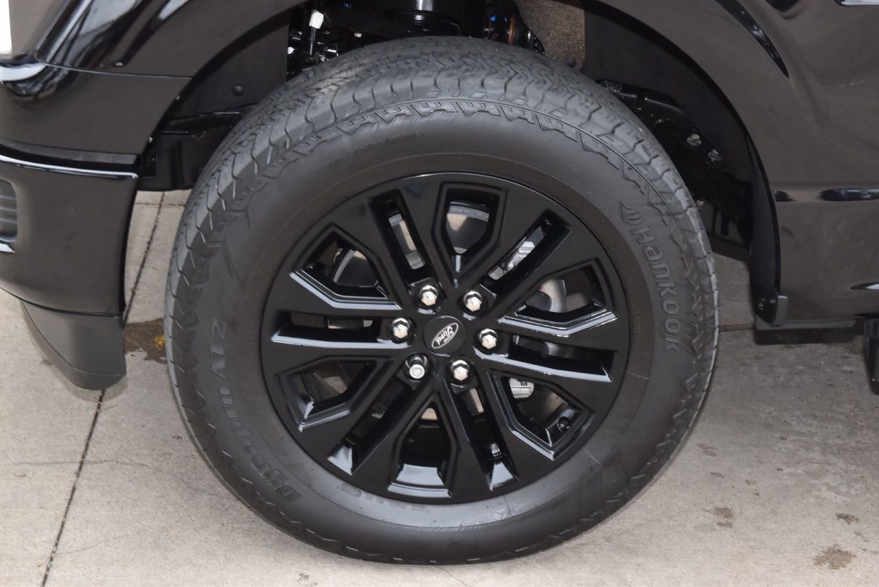 Certified 2025 Ford F150 Lariat w/ Equipment Group 501A Mid image 41