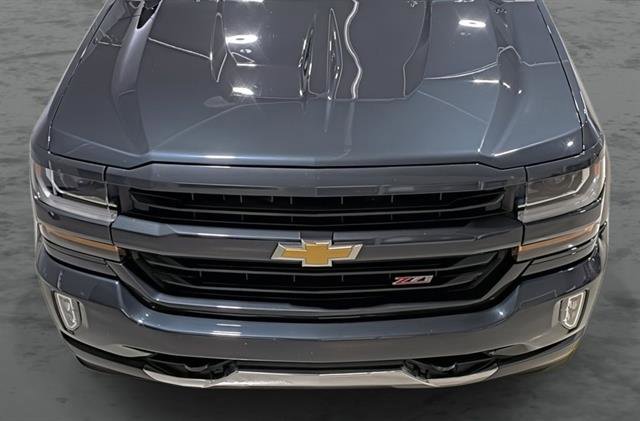 Used 2018 Chevrolet Silverado 1500 LT w/ All Star Edition AWD/4WD image 16