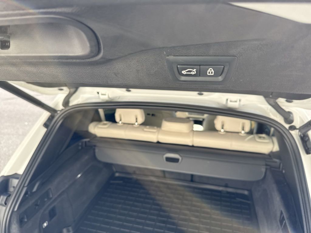 Used 2023 BMW X5 M50i image 15