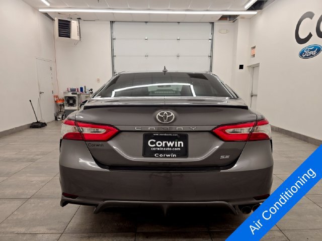 Used 2020 Toyota Camry SE FWD image 4