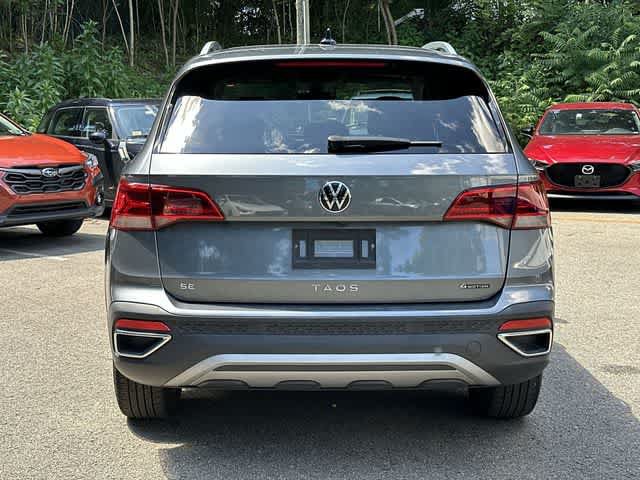 Used 2023 Volkswagen Taos SE w/ Panoramic Sunroof Package AWD/4WD image 4