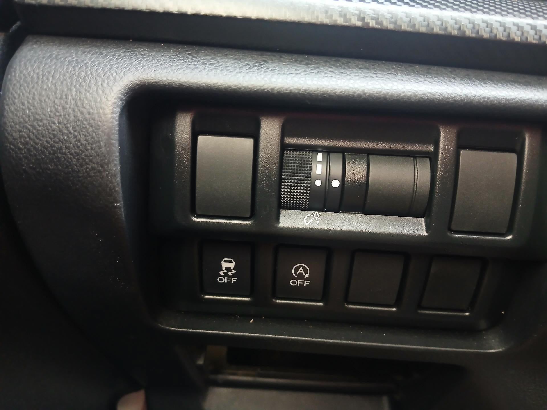 Used 2023 Subaru Crosstrek 2.0i AWD/4WD image 30