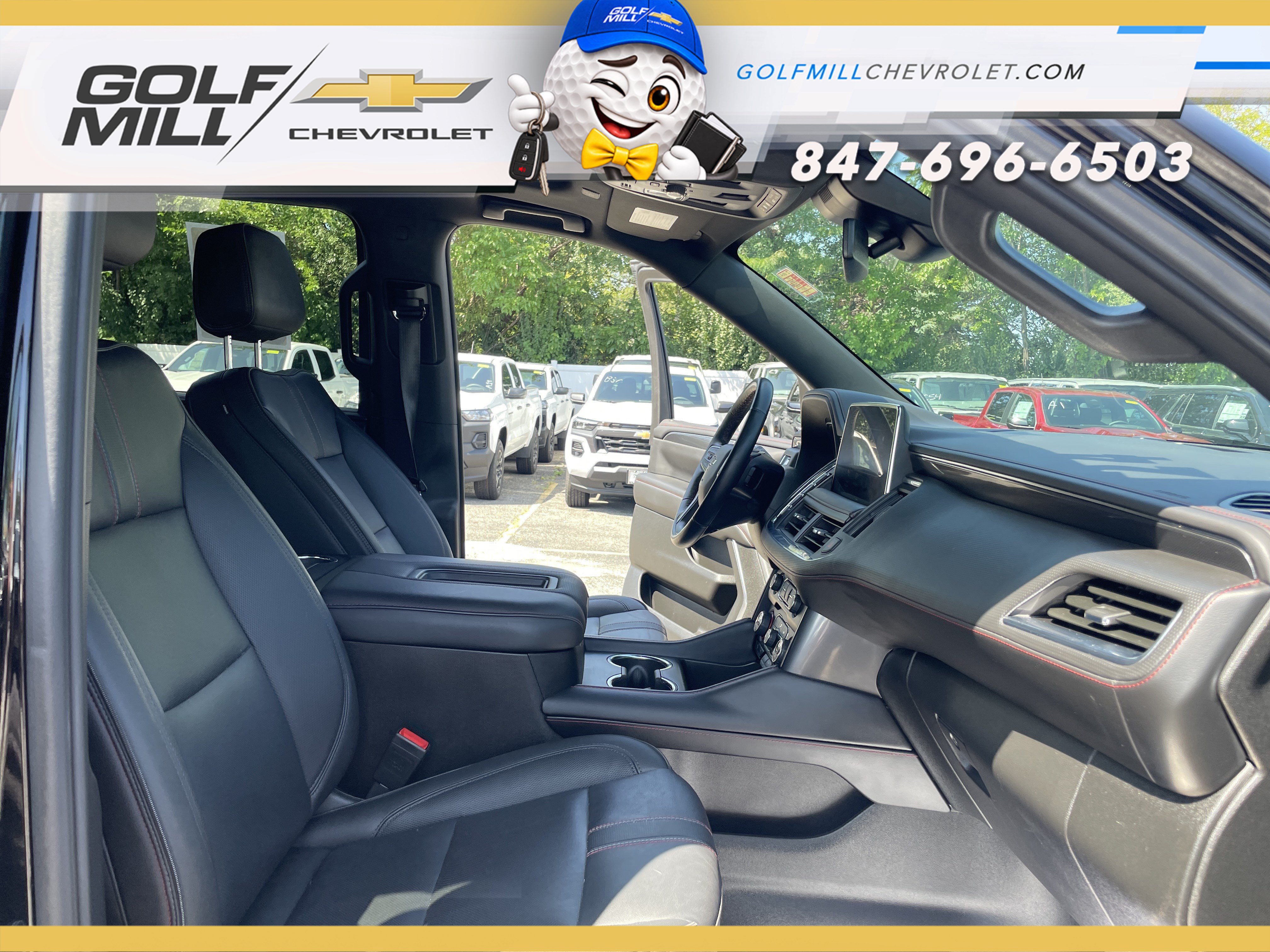 Used 2024 Chevrolet Suburban RST w/ Luxury Package AWD/4WD image 33