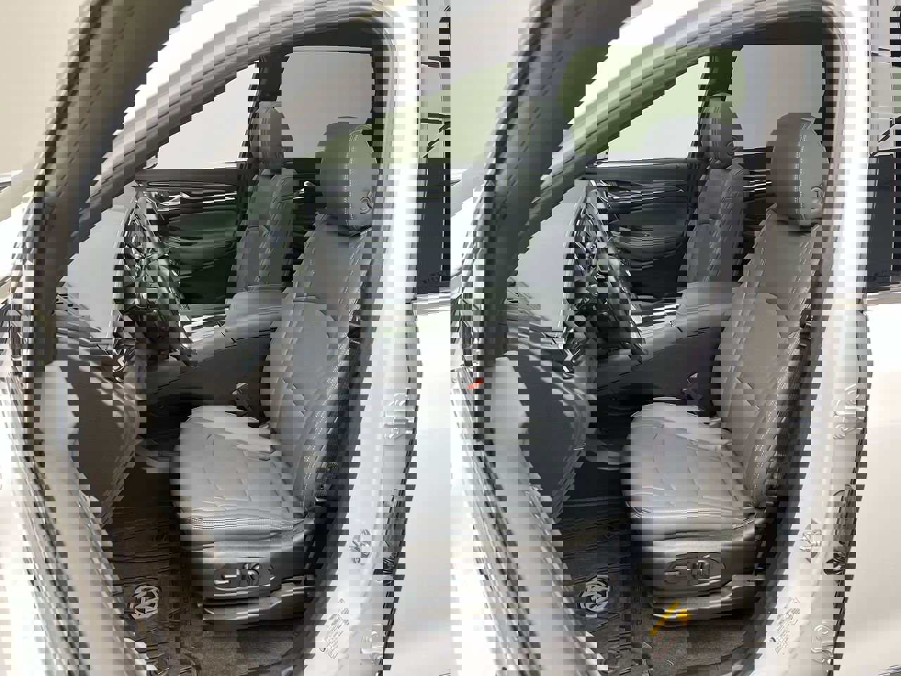 Certified 2024 Buick Enclave Essence w/ Experience Buick Package image 10