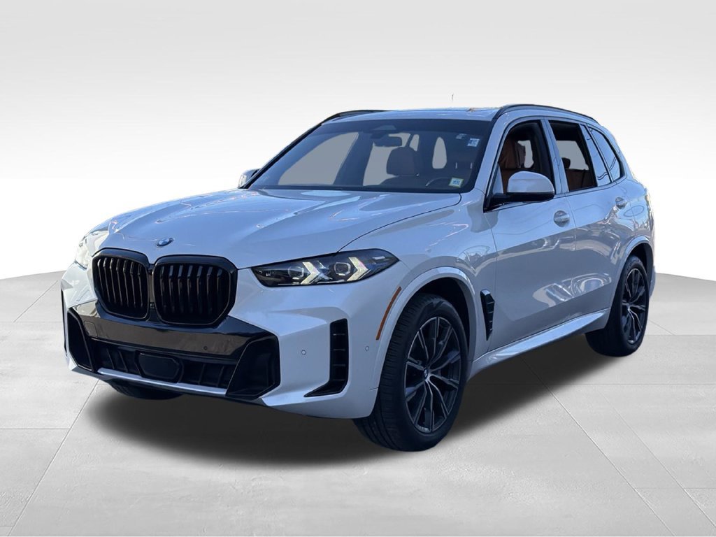 Used 2026 BMW X5 xDrive40i AWD/4WD image 3