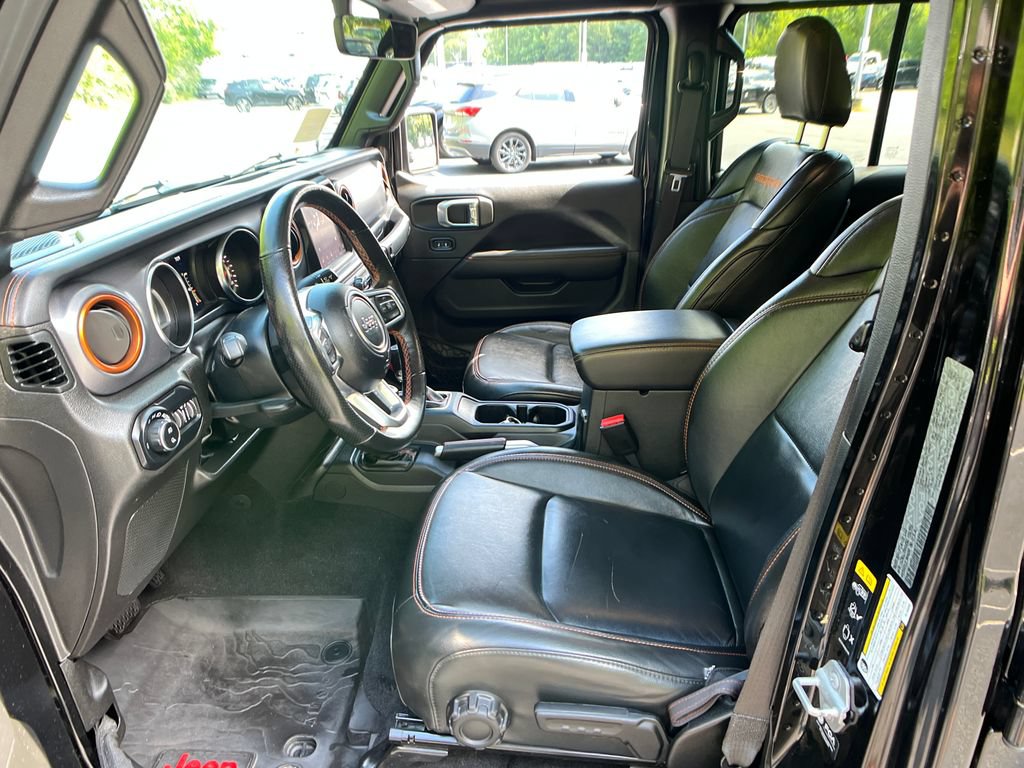 Used 2022 Jeep Gladiator Mojave w/ LED Lighting Group AWD/4WD image 9