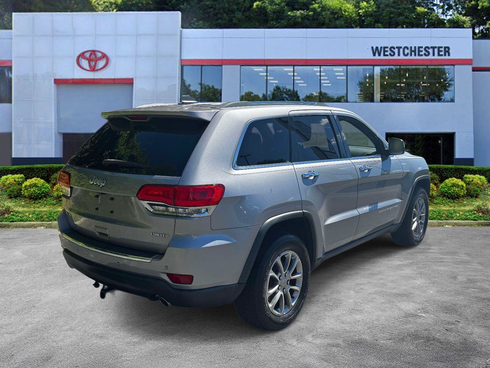 Used 2015 Jeep Grand Cherokee Limited w/ Luxury Group II AWD/4WD image 7