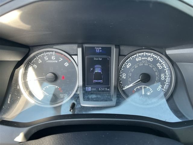 Used 2016 Toyota Tacoma TRD Off-Road w/ Towing Package image 12